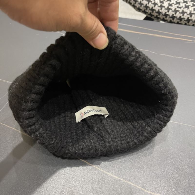 Moncler Caps